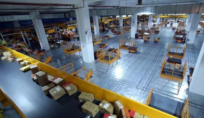 智能倉儲互聯(lián)網(wǎng)與物流行業(yè)變革（無線充電）