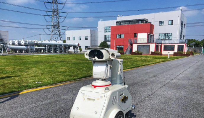 消防機器人無線充電技術：革新能源補給方式