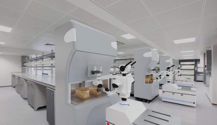 邁向智能制造時(shí)代！工業(yè)機(jī)器人助力生產(chǎn)無(wú)限可能！