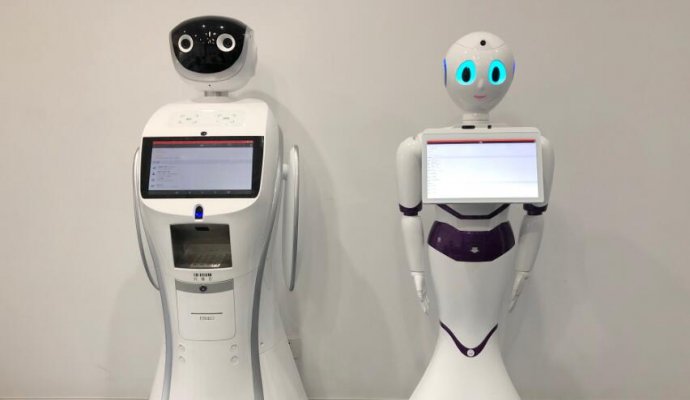 服務(wù)機(jī)器人的多樣世界（無線充電）