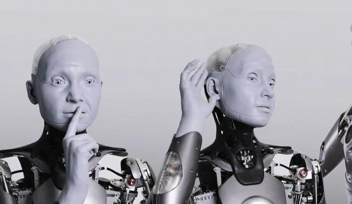 展廳講解機器人應用無線充電技術