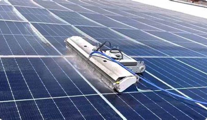 魯渝能源無線充電方案：破解光伏電站清潔機器人充電難題