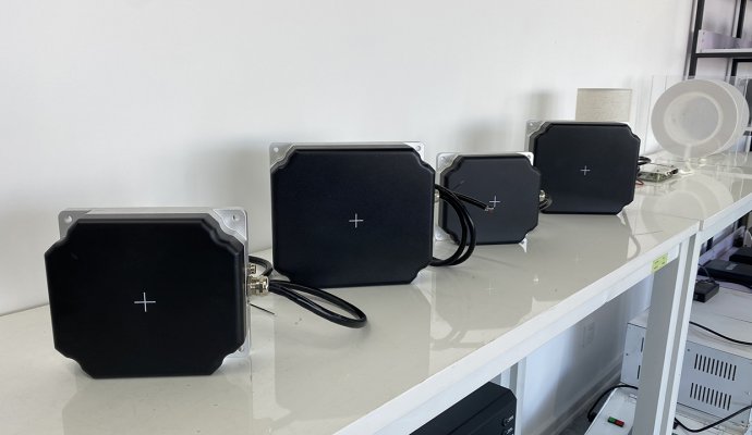 工業機器人無線充電器的結構與原理