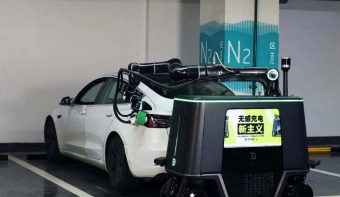 移動充電機器人：技術革新驅動補能革命（無線充電）